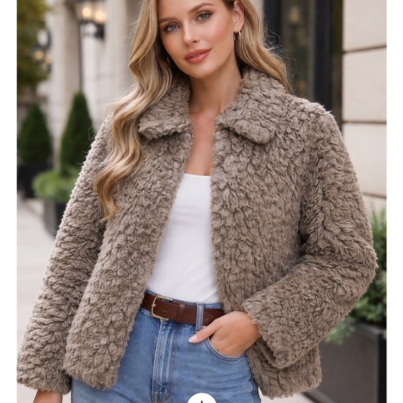 Jackets & Blazers - Women's Tan Faux Fur Jacket